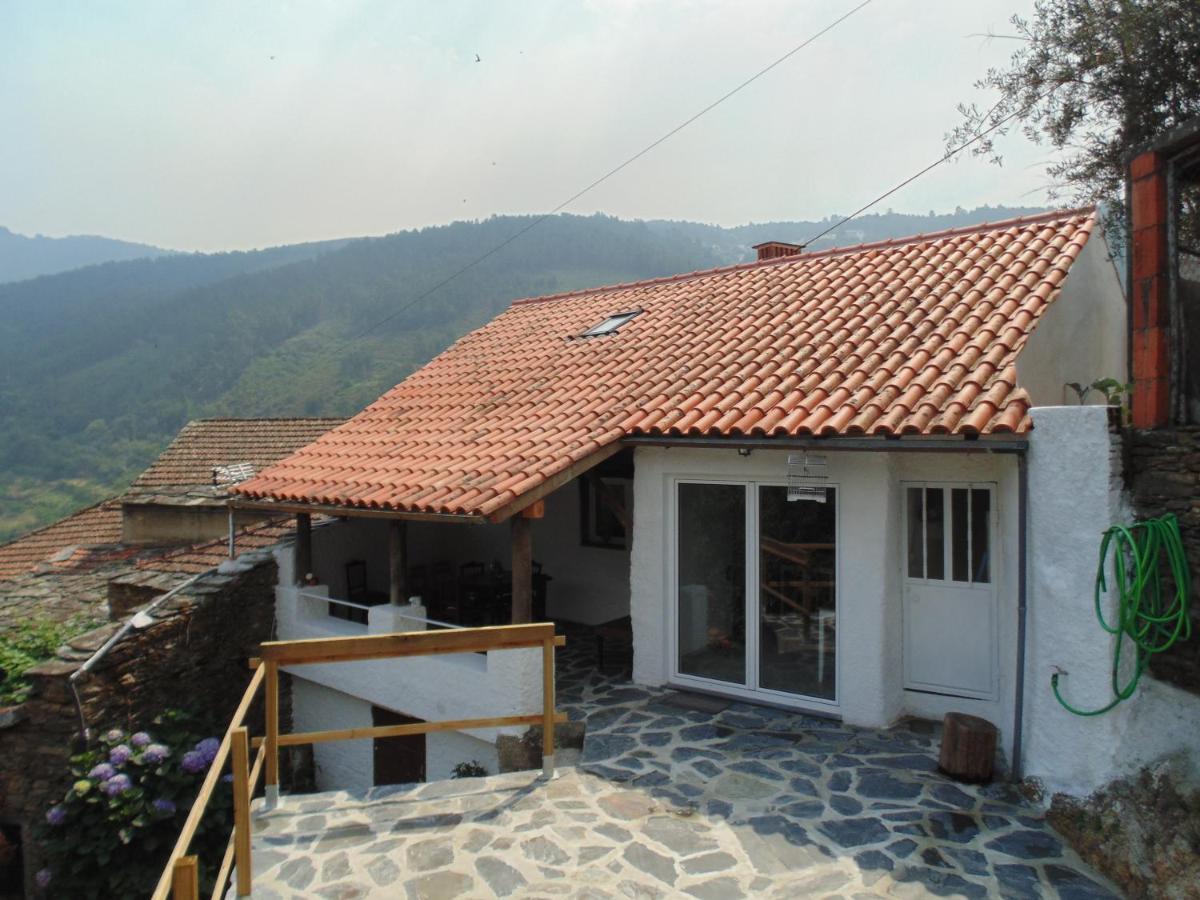 Casa Do Alto - Benfeita Bed & Breakfast Eksteriør bilde